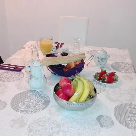 Oda ve Kahvaltı Domaine Les Amarats Narbonne